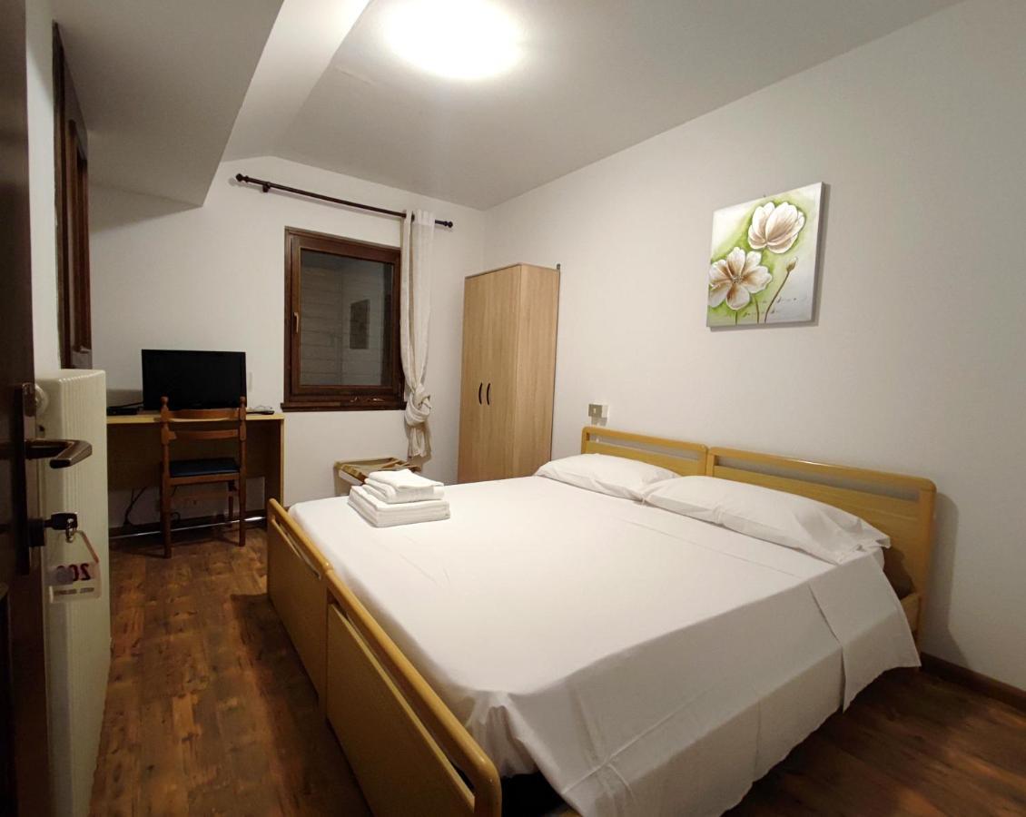 Hotel Tea Dolomiti - Lago Di Alleghe - Monte Civetta Exterior photo